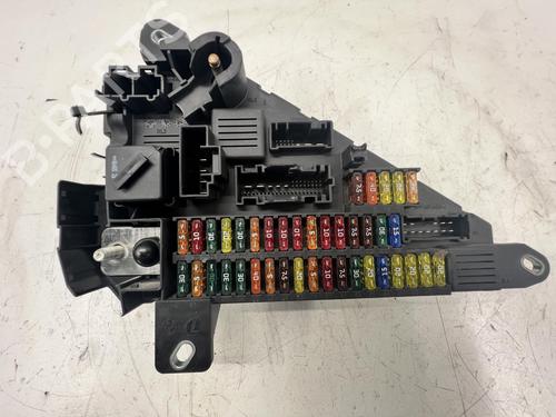 Fuse box BMW 5 Touring (E61) 523 i | BP39680445E1 - Image 9