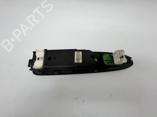 Left front window switch LEXUS IS I (_E1_) 200 (GXE10) | BP39675655I27 - Image 4