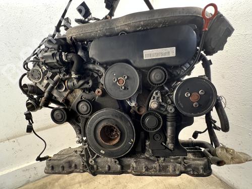 Motor Motor VW PHAETON (3D1, 3D2, 3D3, 3D4, 3D6, 3D7, 3D8, 3D9) 3.0 V6 TDI 4motion (240 hp) 39670525 39670525