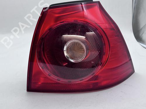 Højre baglygte Højre baglygte VW GOLF V (1K1) 1.4 16V (75 hp) 39681220 39681220