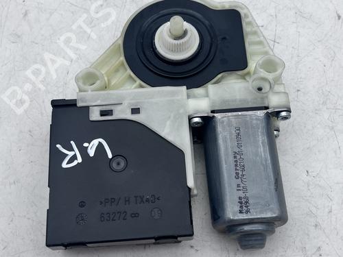 Left front window motor VW GOLF VI (5K1) 1.4 | BP39681788E21 - Image 2