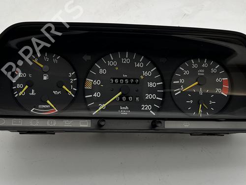 Used Instrument cluster Instrument cluster MERCEDES-BENZ 190 (W201) E 2.0 (118 hp) 39675388 39675388