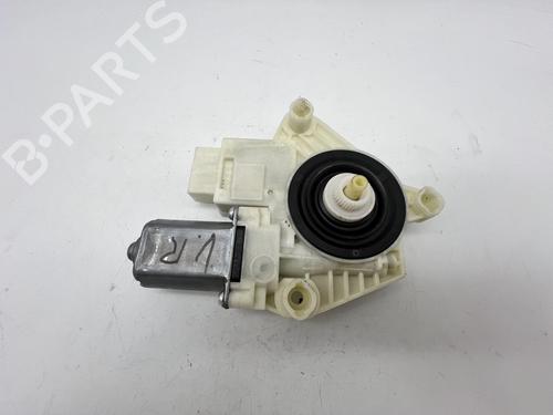 Used Right front window motor Right front window motor SKODA RAPID (NH3, NK3, NK6) 1.6 TDI (105 hp) 39683132 39683132