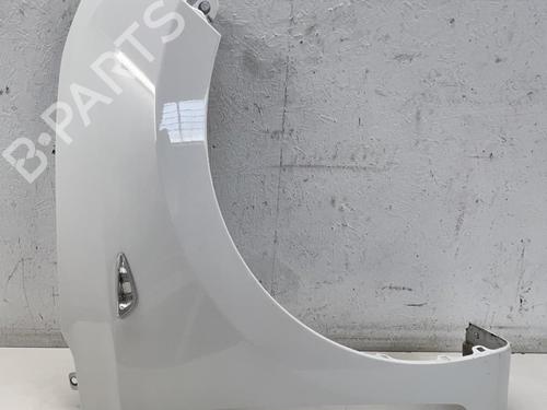 Used Right front fenders Right front fenders 39679098 39679098