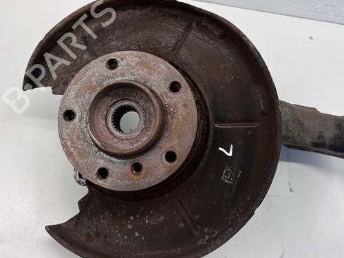 Used Left rear steering knuckle Left rear steering knuckle BMW 3 Touring (E46) 320 d (150 hp) 40090307 40090307