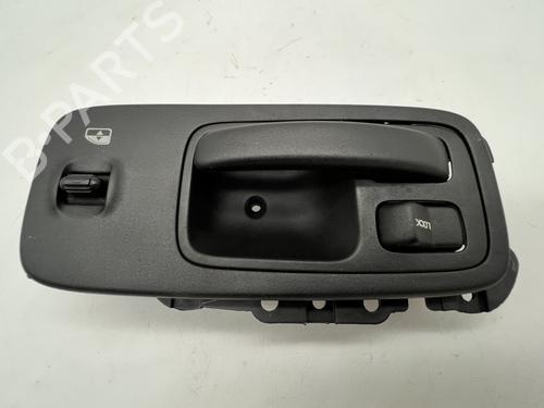 Used Rear left exterior door handle Rear left exterior door handle 39678079 39678079