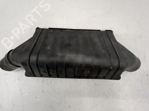 Used Air filter box Air filter box MASERATI BITURBO Coupe (AM 331) 222 SE (250 hp) 39675534 39675534