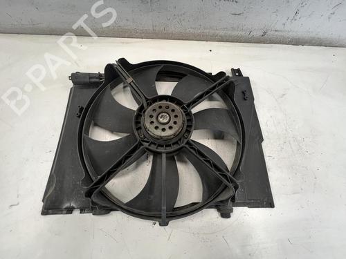 Køleventilator elektrisk Køleventilator elektrisk MERCEDES-BENZ CLK (C208) CLK 200 Kompressor (208.344) (163 hp) 39672761 39672761