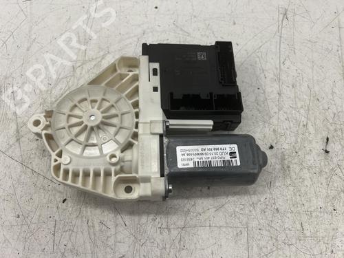 Used Left front window motor Left front window motor SEAT LEON (1P1) 1.4 16V (86 hp) 39986329 39986329