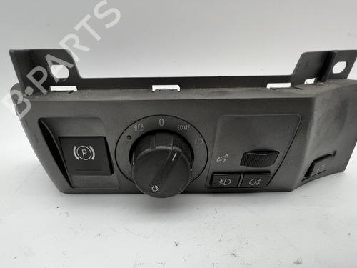 Used Headlight switch Headlight switch BMW 7 (E65, E66, E67) 740 d (258 hp) 39677762 39677762