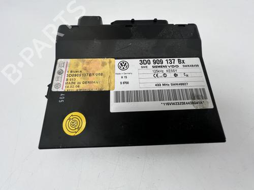 Used Electronic module Electronic module VW TOUAREG (7LA, 7L6, 7L7) 5.0 V10 TDI (313 hp) 40445051 40445051