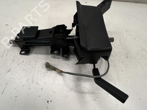 Used Steering column Steering column RENAULT 25 (B29_) 2.7 V6 Injection (B298) (141 hp) 39683047 39683047