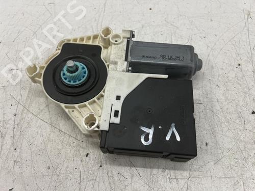 Right front window motor SEAT LEON (1P1) 1.4 16V | BP39986336E20 - Image 3