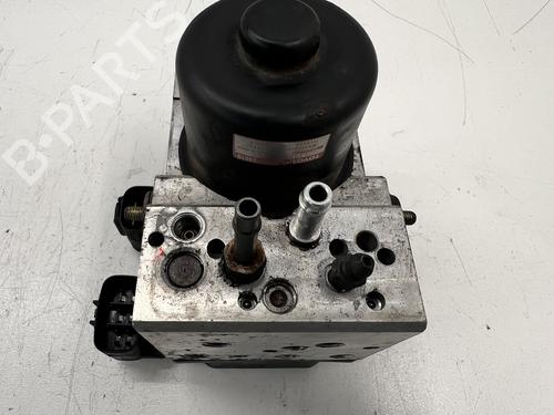 ABS Bremseaggregat ABS Bremseaggregat LEXUS IS I (_E1_) 200 (GXE10) (155 hp) 39681548 39681548