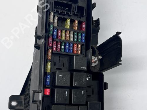 Used Fuse box Fuse box VOLVO XC90 I (275) D5 AWD (163 hp) 39681736 39681736