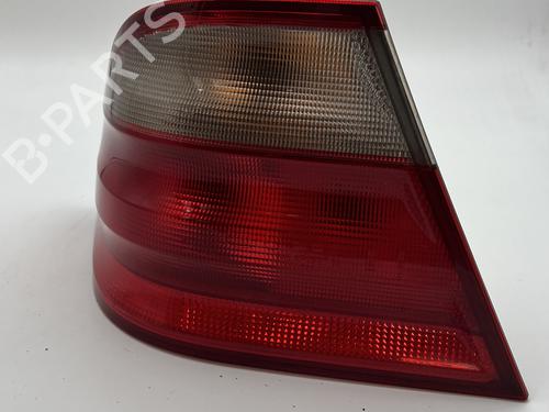 Used Left taillight Left taillight MERCEDES-BENZ CLK Convertible (A208) CLK 230 Kompressor (208.448) (197 hp) 39669955 39669955