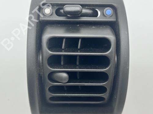 air-vent-land-rover-discovery-ii-l318-1998-1999-2000-2001-2002-2003-2004-39671535 main image