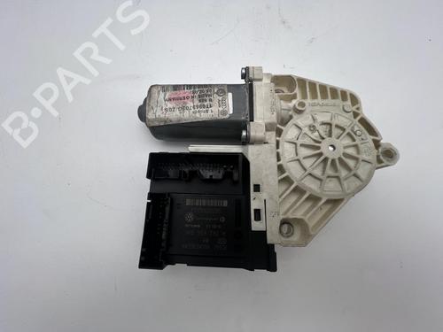 Used Right front window motor Right front window motor SEAT IBIZA IV ST (6J8, 6P8) 1.4 (85 hp) 39883307 39883307