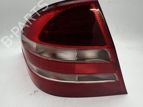 Used Left taillight Left taillight MERCEDES-BENZ S-CLASS (W220, V220) S 500, S 500 L (220.075, 220.175, 220.875) (306 hp) 39677191 39677191