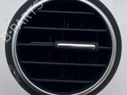 Difusor / Saída de ar Difusor / Saída de ar AUDI A3 (8P1) 2.0 FSI (150 hp) 39678456 39678456