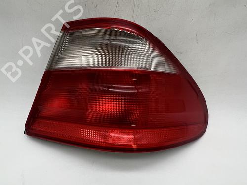 Højre baglygte Højre baglygte MERCEDES-BENZ CLK (C208) CLK 200 (208.335) (136 hp) 39678410 39678410