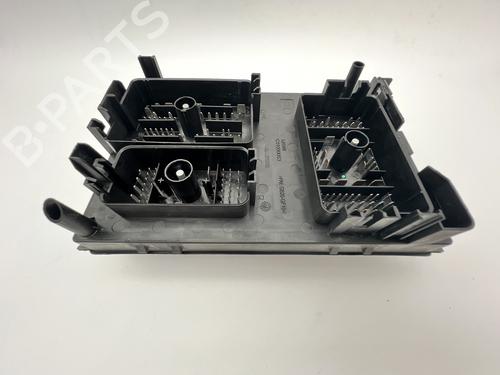Fuse box OPEL ASTRA J (P10) 1.6 (68) | BP39677899E1 - Image 4