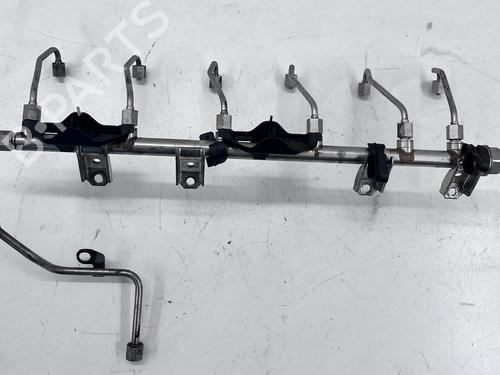 Used Injection rail Injection rail BMW 3 Coupe (E92) 335 i (306 hp) 39681302 39681302