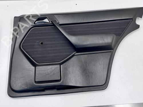 Bageste højre beklædning Bageste højre beklædning MERCEDES-BENZ 124 Saloon (W124) 230 E Cat (124.023) (132 hp) 39682627 39682627