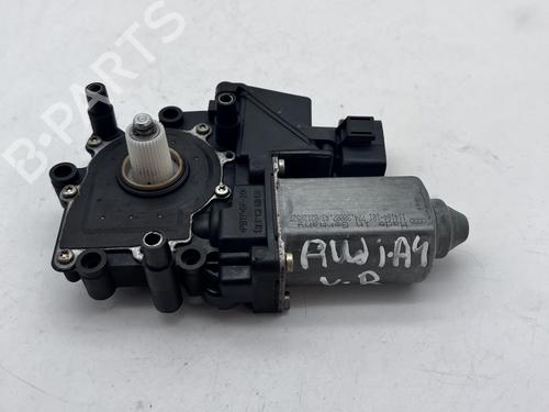 Rudehejsemotor forskærm højre Rudehejsemotor forskærm højre AUDI A4 B5 (8D2) 1.8 (125 hp) 39674098 39674098