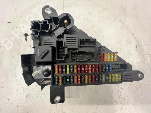 Fuse box BMW 5 Touring (E61) 523 i | BP39680445E1 - Image 10