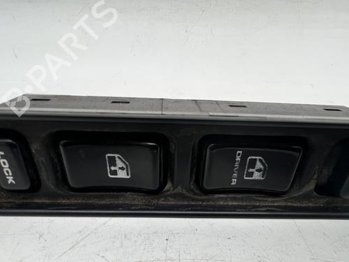 Used Left front window switch Left front window switch SUZUKI VITARA Cabrio (ET, TA) 1.6 (TA01, SE416) (80 hp) 39675583 39675583
