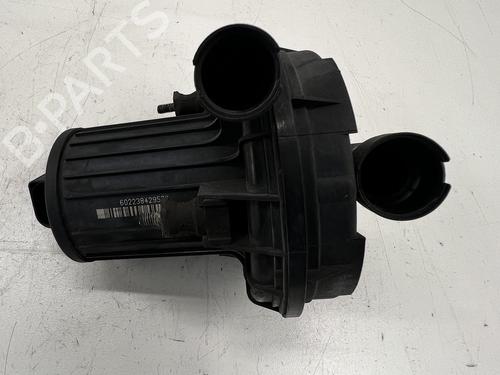 Used Secondary air pump Secondary air pump VW TOUAREG (7LA, 7L6, 7L7) 4.2 V8 (310 hp) 39680236 39680236