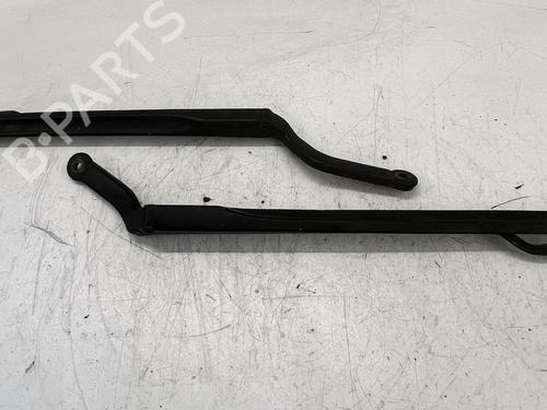 Used Rear windshield wiper arm Rear windshield wiper arm VOLVO 960 II Estate (965) 2.5 (170 hp) 39957897 39957897