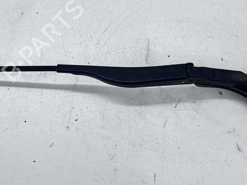 Used Front windshield wiper arm Front windshield wiper arm BMW 7 (E38) 730 i, iL (218 hp) 39681512 39681512