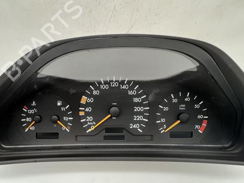 Used Instrument cluster Instrument cluster MERCEDES-BENZ CLK (C208) CLK 200 (208.335) (136 hp) 39670127 39670127