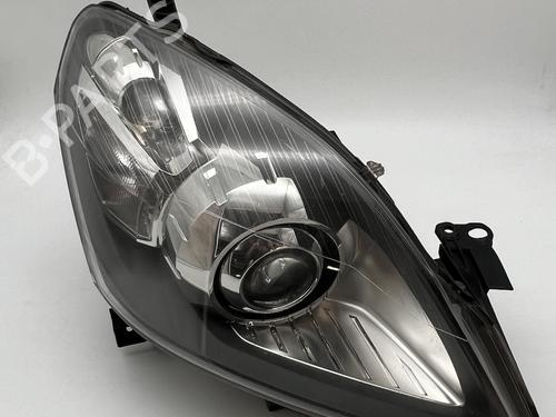 Used Right headlight Right headlight OPEL ZAFIRA / ZAFIRA FAMILY B (A05) 1.7 CDTI (M75) (125 hp) 39670174 39670174
