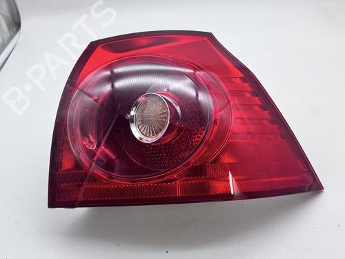 right-taillight-vw-golf-v-1k1-2003-2004-2005-2006-2007-2008-2009-2010-39676525 main image
