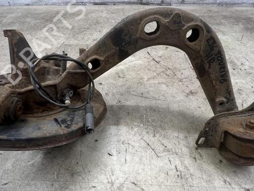 Used Right rear steering knuckle Right rear steering knuckle BMW 3 Touring (E36) 316 i (102 hp) 40077868 40077868