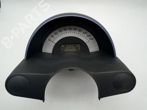 instrument-cluster-smart-cabrio-450-2000-2001-2002-2003-2004-39676364 main image