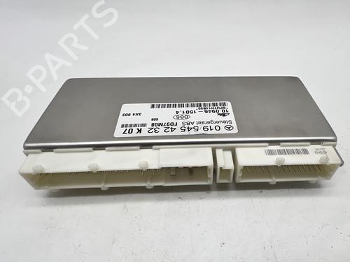 Used Electronic module Electronic module MERCEDES-BENZ C-CLASS T-Model (S202) C 180 T (202.078) (122 hp) 39682108 39682108