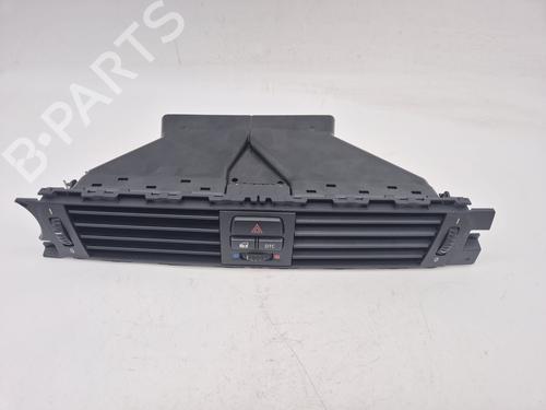 Difusor / Saída de ar Difusor / Saída de ar BMW 3 Touring (E91) 320 d (163 hp) 39670937 39670937