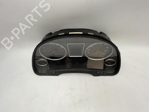 instrument-cluster-audi-a4-b6-avant-8e5-2000-2001-2002-2003-2004-2005-39672965 main image