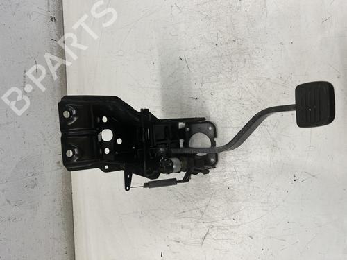 Used Break pedal Break pedal OPEL FRONTERA B (U99) 2.2 i (6B_ZC, 6B_VF, 6B_66, 6B_76) (136 hp) 39673950 39673950