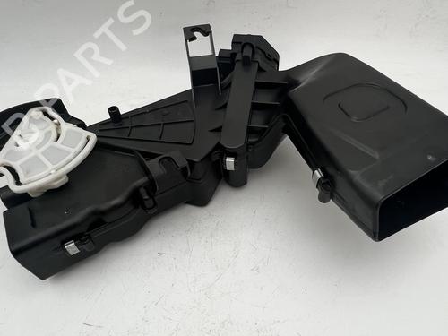 Rudehejsemotor bagstkærm højre Rudehejsemotor bagstkærm højre 39681696 39681696