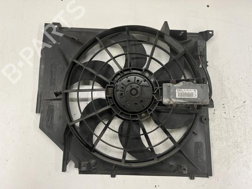 radiator-fan-bmw-3-compact-e46-2001-2002-2003-2004-2005-39683460 main image