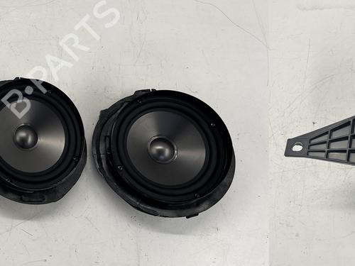 Used Speaker Speaker MERCEDES-BENZ E-CLASS T-Model (S211) E 320 T (211.265) (224 hp) 39677656 39677656