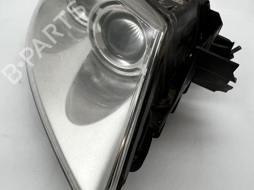 Højre forlygte Højre forlygte VW TOUAREG (7LA, 7L6, 7L7) 4.2 V8 (310 hp) 39679513 39679513