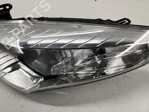 Used Left headlight Left headlight RENAULT MEGANE III Grandtour (KZ0/1) 1.5 dCi (KZ09, KZ0D, KZ1G, KZ29, KZ14, KZ1W, KZ10, KZ1F,... (110 hp) 39678270 39678270