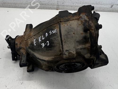 rear-differential-mercedes-benz-e-class-t-model-s211-2003-2004-2005-2006-2007-2008-2009-39679308 main image