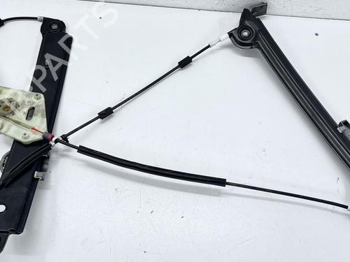 Used Front left window mechanism Front left window mechanism BMW 1 Convertible (E88) 118 i (143 hp) 39682508 39682508
